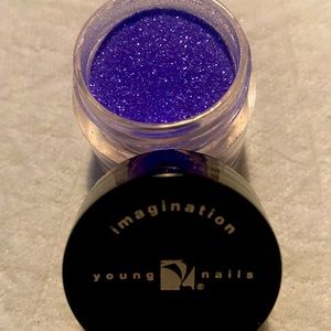 Young nails glitter “shock”